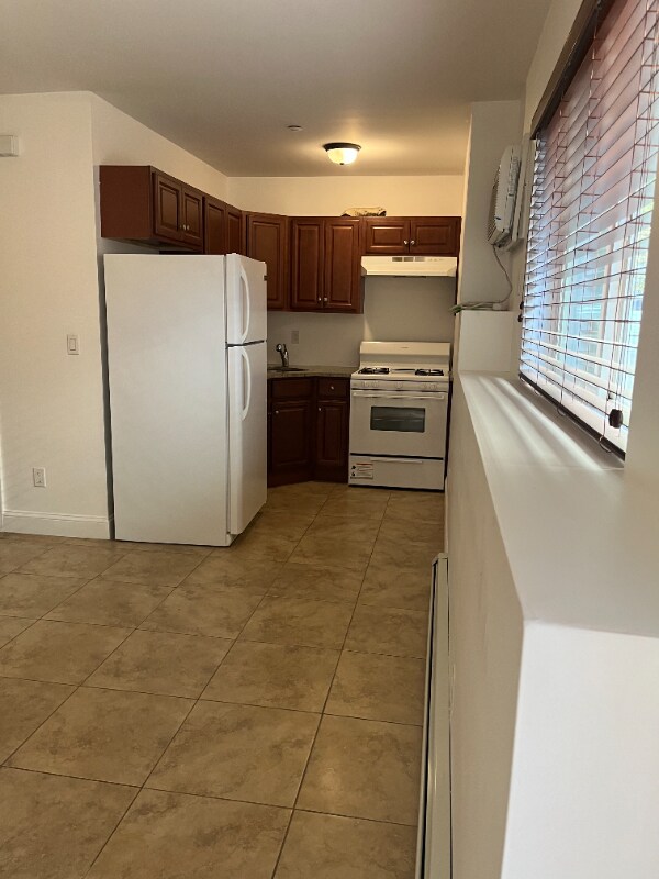 Foto del edificio - 226 Edgegrove Ave