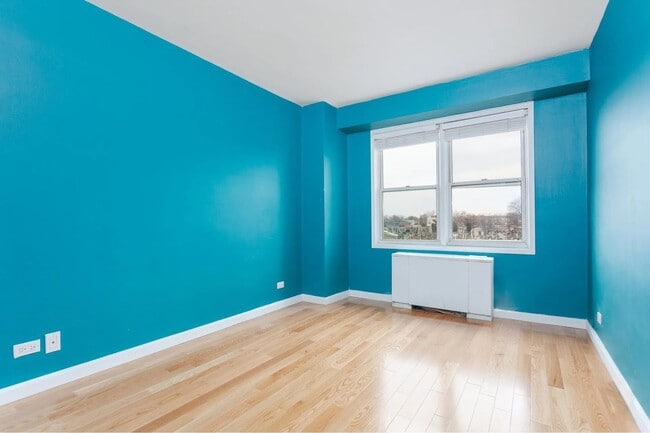 Building Photo - Lovely 1Bed 1Bath available
