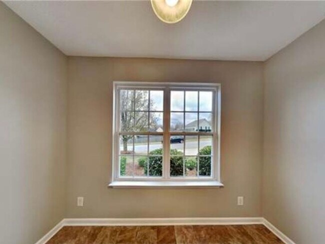 Foto del edificio - 3 Bedroom Single Family Home in Greensboro