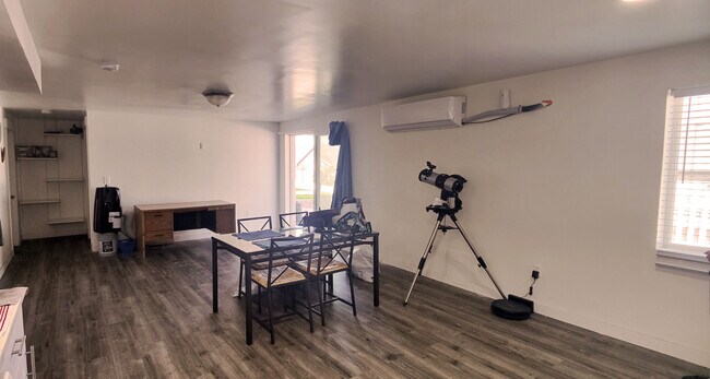Foto del edificio - 9337 N Tampa Dr