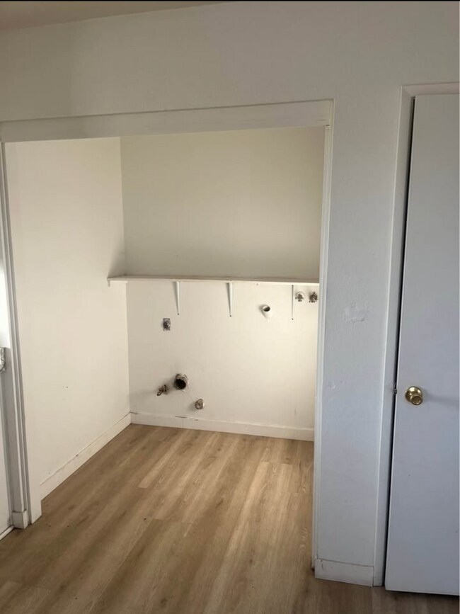 Foto del edificio - 15795 Tern Rd