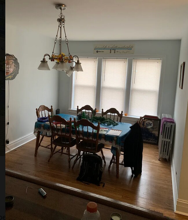 Foto del edificio - 4212 N Bernard St