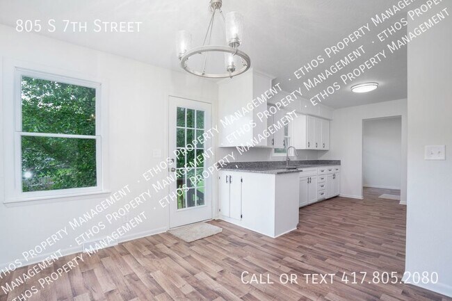 Foto del edificio - 805 S 7th St