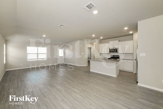 Foto del edificio - 6707 Hatchery Way