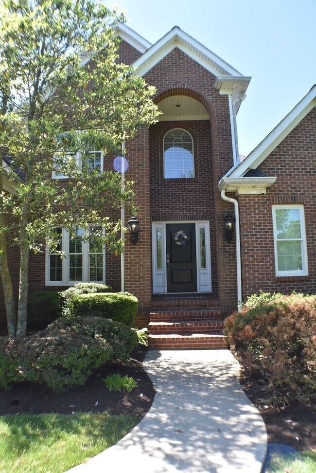Building Photo - Stunning 5BR House in Nicholasville