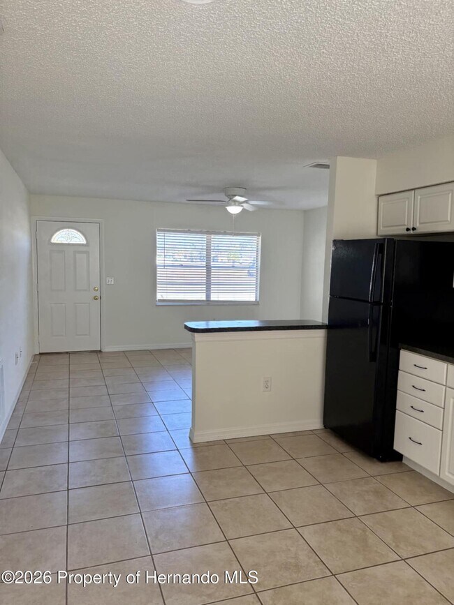 Building Photo - 14170 Trollman St