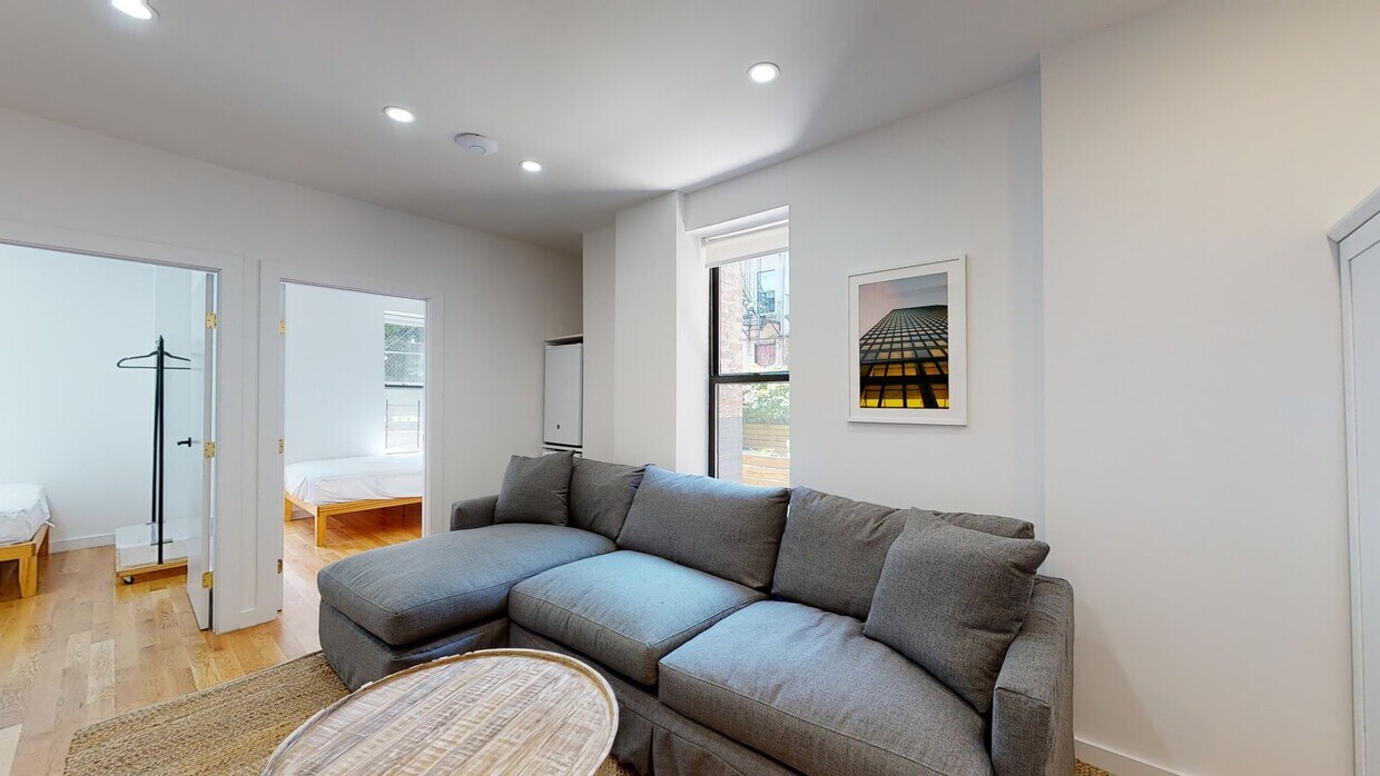 Photo - Room in Shared 8.0 bed/3.5 bath home