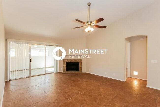 Building Photo - 4 Bedroom Pet-Friendly Home in Peoria, AZ ...