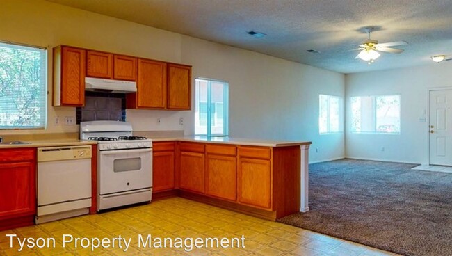 Building Photo - 3 br, 2 bath House - 1424 Elk Ridge Rd NE