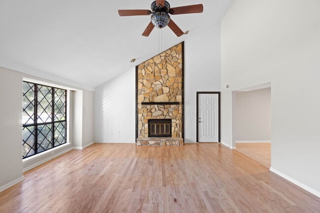 Building Photo - 661 St Lucia Cove