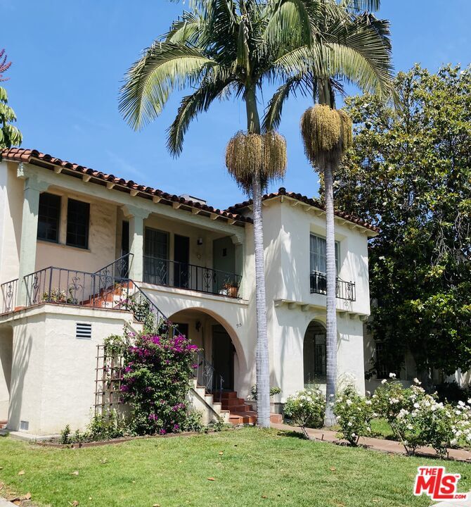 Foto principal - 915 S Holt Ave