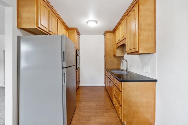 Building Photo - 1 Bed 1 Bath in Quiet Willow Glen Neighbor...