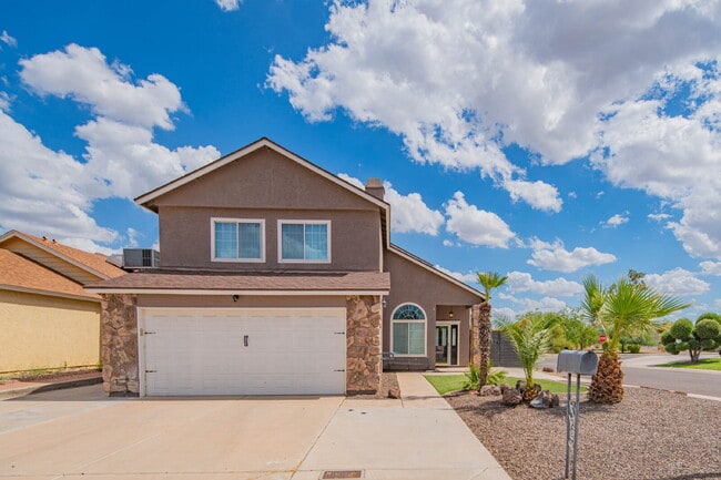 Photo - "Spacious 4-Bed Oasis with 3.5 Baths in Charming Glendale Locale – 10615 N 63rd Dr!" Apartment