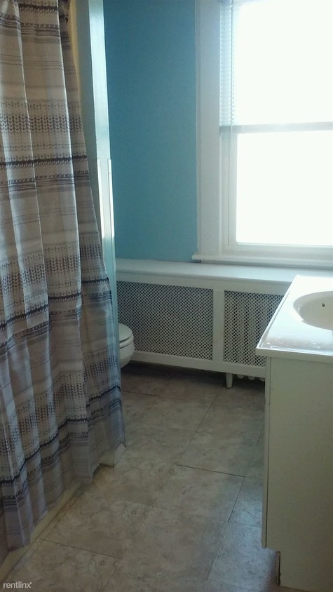 Foto principal - 223 1/2 Lehigh Ave