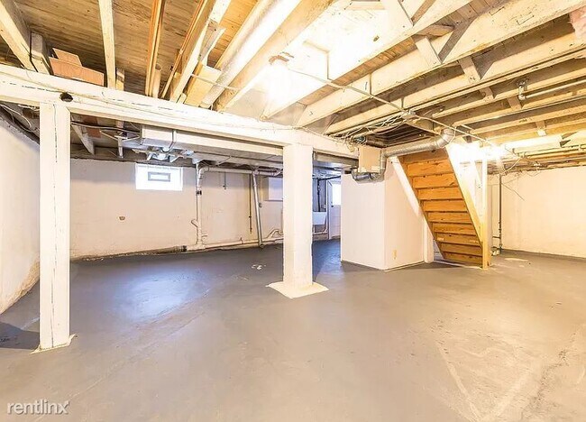 Foto del edificio - 3 br, 1.5 bath House - 2708 White Ave