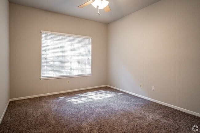 Building Photo - Wait Until You See the Price