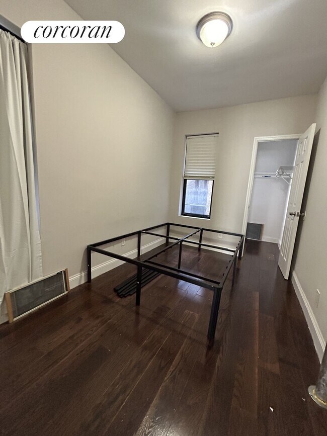 Building Photo - 273 W 146th St