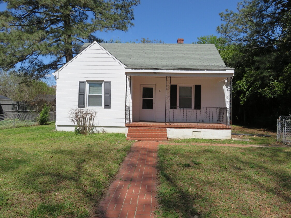 16 N Rose Ave, Highland Springs, VA 23075 House Rental in Highland Springs, VA