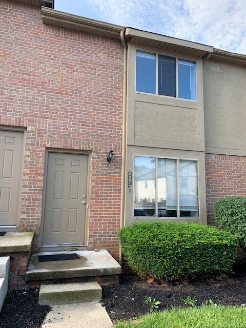 Foto principal - 6487 Cranston Way