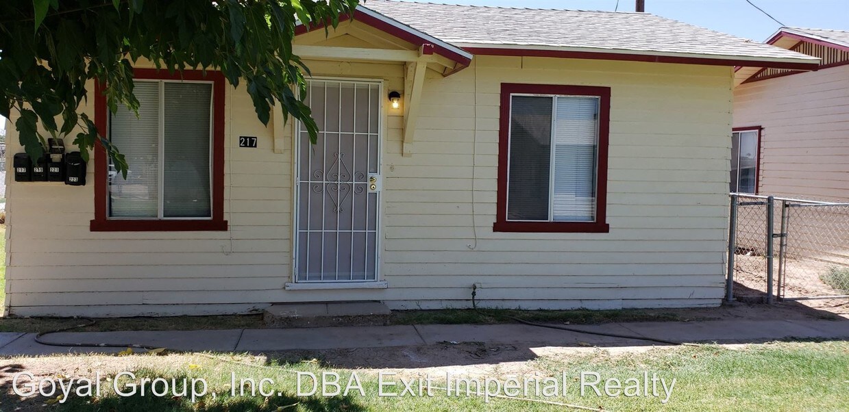 Foto principal - 217-231 D St