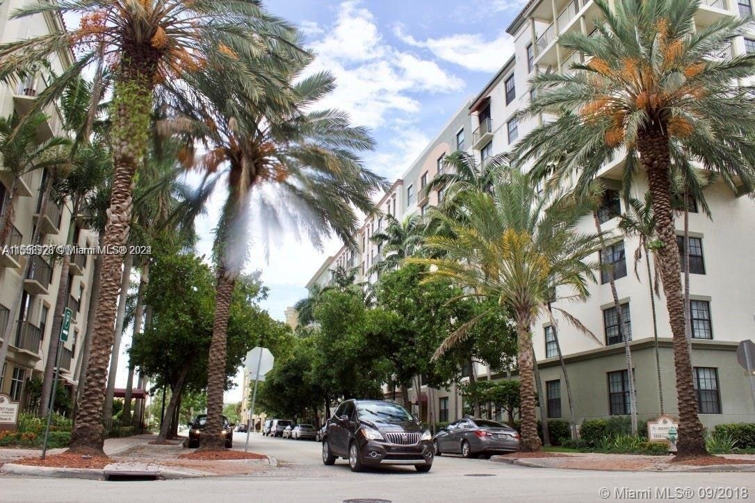 Primary Photo - 1919 Van Buren Street Apt #108A, Hollywood...