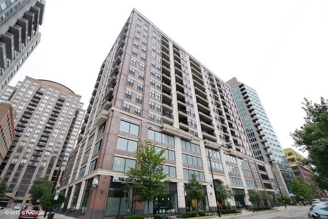 Primary Photo - 451 W Huron St