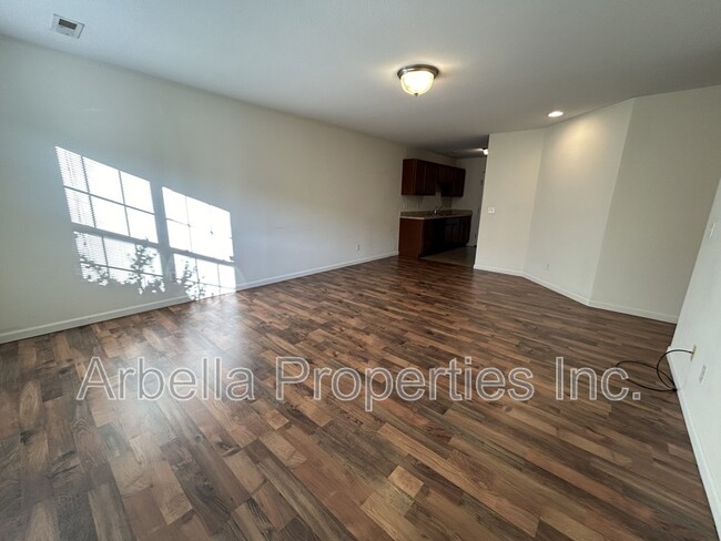 Foto del edificio - 396 Jonesboro Rd