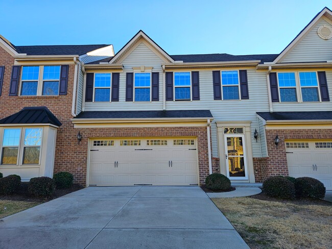 Building Photo - 136 Middleby Way