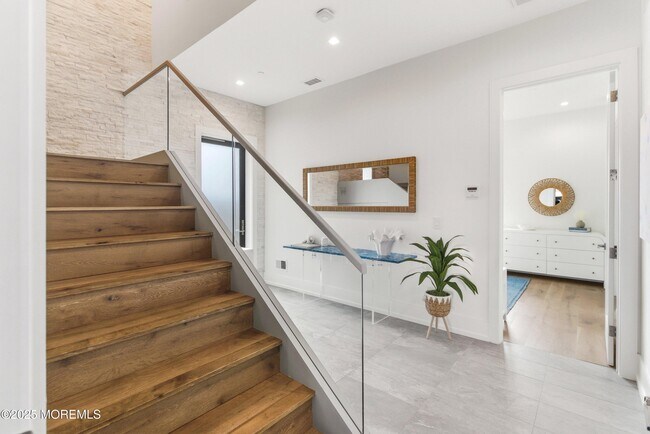 Foto del edificio - 200 Ocean Ave N
