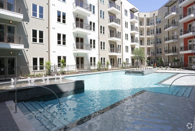 Building Photo - The Cannon Las Colinas