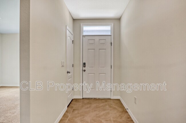 Building Photo - 165 Birch Tree Pl