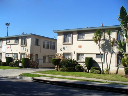 Primary Photo - 601 W Hyde Park Blvd
