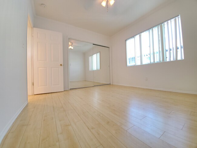 Foto del edificio - 1721 Scott Rd