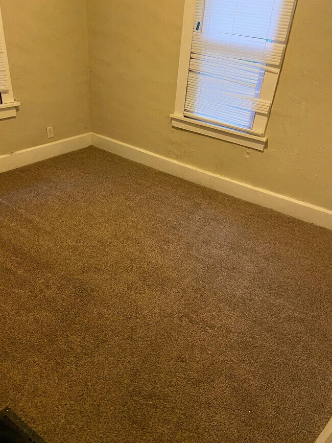 Foto del edificio - 1211 King Ave