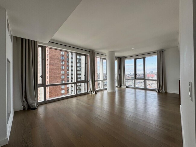 Foto del edificio - 75 Park Ln S