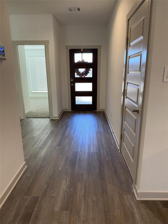 Building Photo - 7315 Lakeway Blf Ln