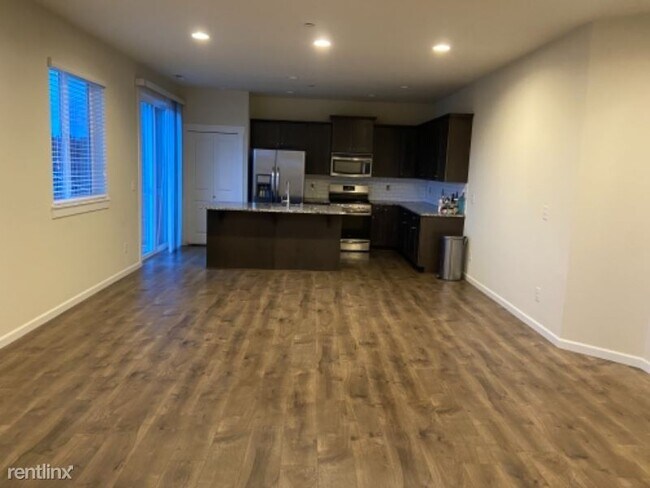 Building Photo - 4 br, 2.5 bath House - 4818 52nd Ave Ct W