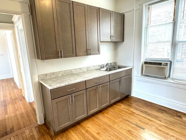 Foto del edificio - 3503 W 26th St