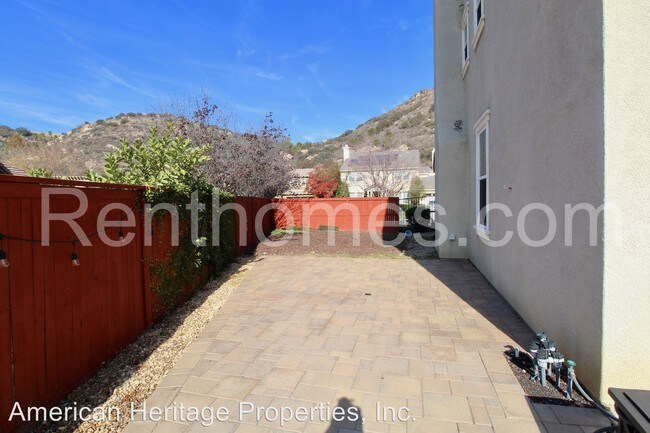 Foto del edificio - 5 br, 4 bath House - 2921 Murcott Way