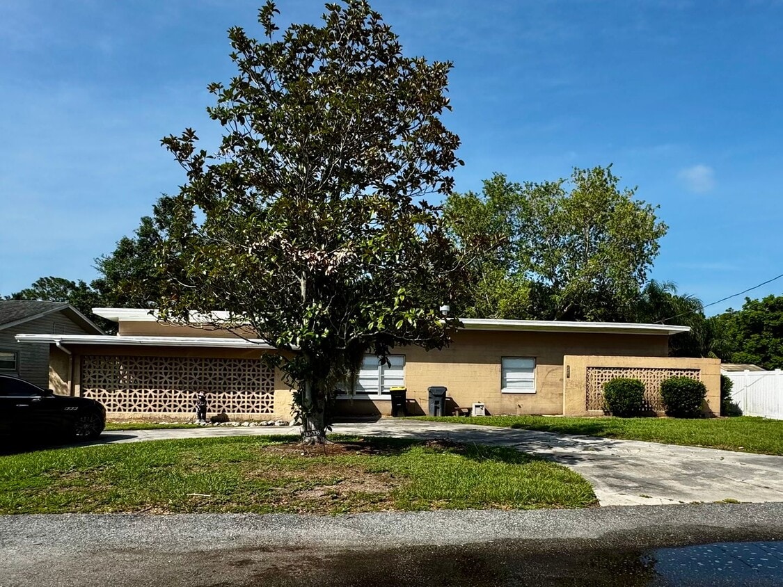 Foto principal - Great Backyard & Quiet Neighborhood
