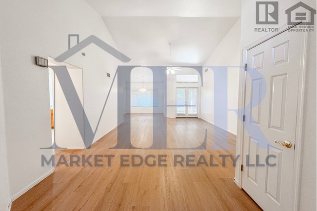 Foto del edificio - 4Bed/2.5Bath Home at Deer Valley Rd/67th Ave! $399 MOVE-IN SPECIAL! Ready for Immediate Move-In!