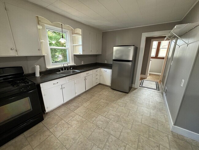 Foto del edificio - 219 1st Ave