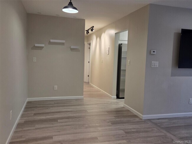 Foto del edificio - 189 Sierra Vista Ln