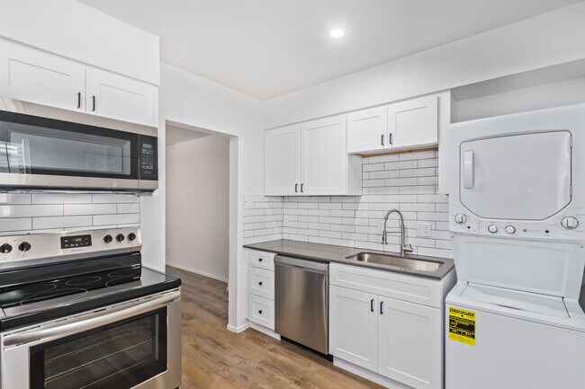 Foto del edificio - 1505 E Oak St