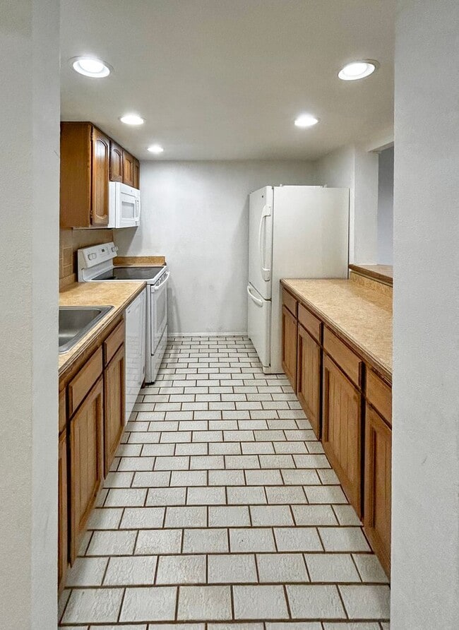 Photo - 2Bd/1.75Ba Redmond Condo