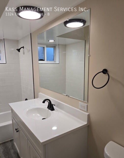 Building Photo - 1324 Tinker Way