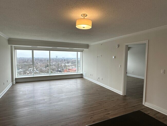 Building Photo - 555 S Old Woodward Ave