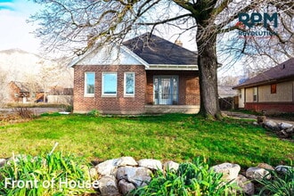 Building Photo - 868 Washington Blvd