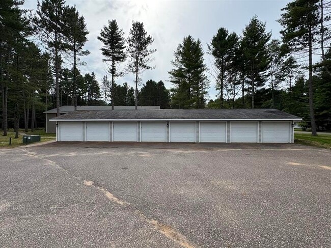 Building Photo - 1403 3rd Ave
