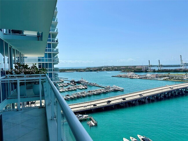 Foto del edificio - 540 West Ave